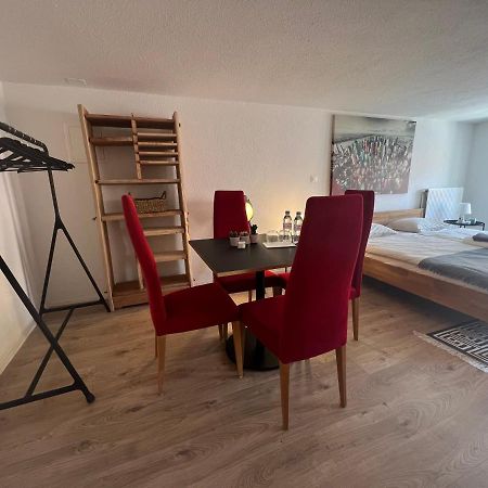 Appartement En Vieille Ville De פורנטרוי מראה חיצוני תמונה
